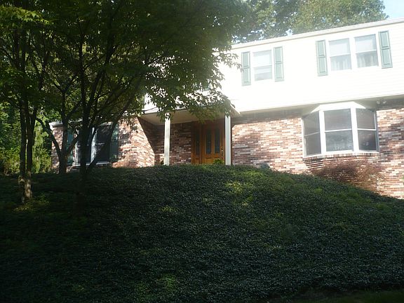 2nd image of 4142 Dundee Dr