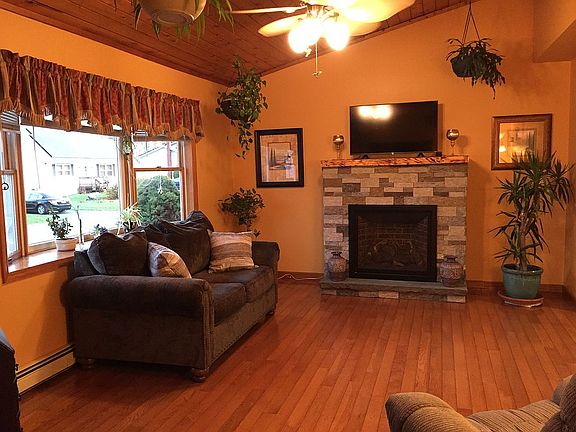 4th image of 23 Mill Ln