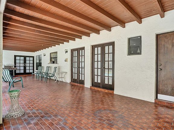5th image of 9461 SW 134th St
