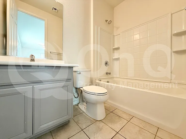 775 W Flintlock Way — Photo 6