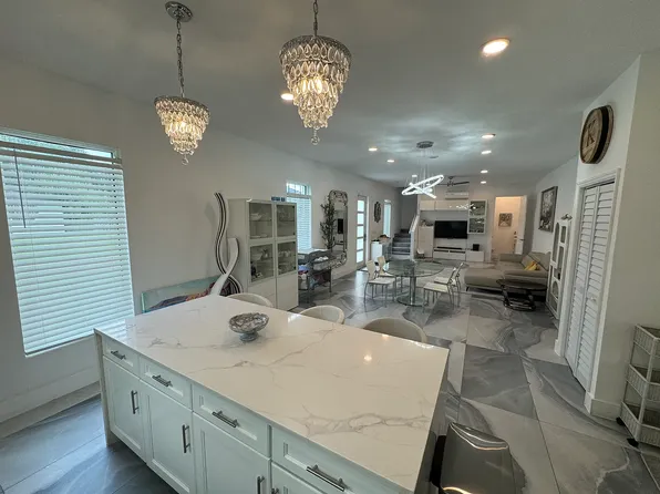 2717 W Cass St, Tampa, FL 33609