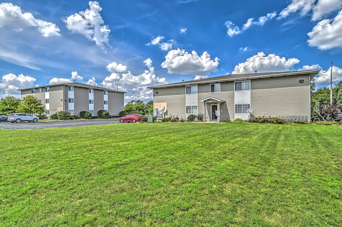 Exterior - Orchard Park