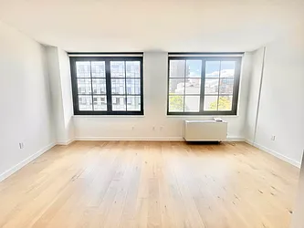 Rented by Century 21 Premier 