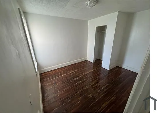 330 Walnut St — Photo 6