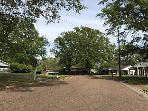 4th image of 8149 Booneville Dr