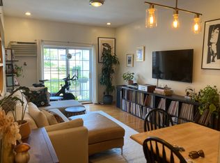 195 N 6th St APT 2R, Brooklyn, NY 11211