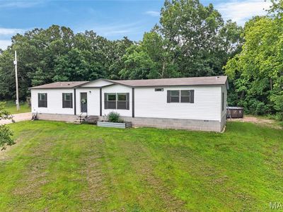 27597 Highway N, Lebanon, MO, 65536