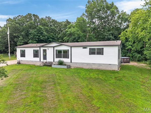 27597 Highway N, Lebanon, MO 65536