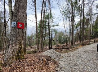 40 County Rd, Huntington, MA 01050