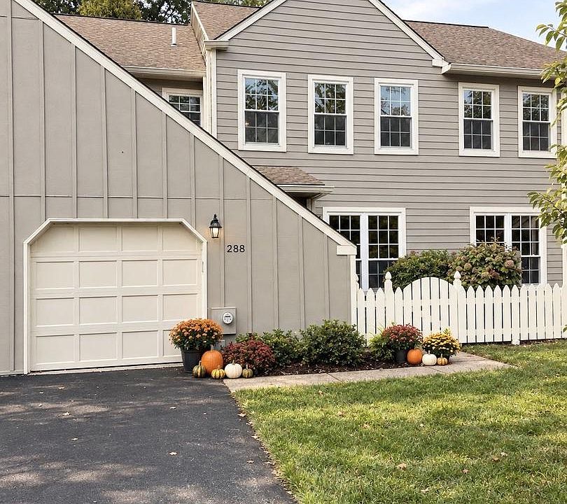 1st image of 288 Tulip Tree Ct