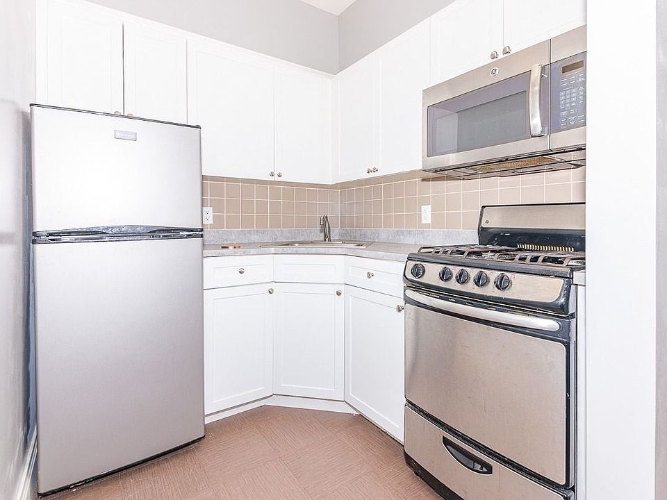 1st image of 294 Harman St #3G