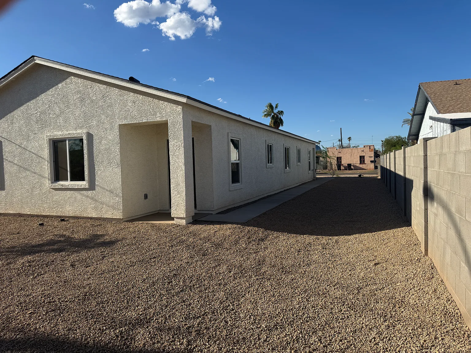 2 bed, 800 sqft, $1,895 — Photo 3
