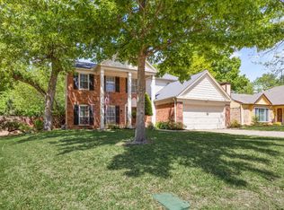 4301 Kenwood Dr, Grapevine, TX 76051