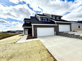 225 Liberty Park Dr, Oregon, WI 53575