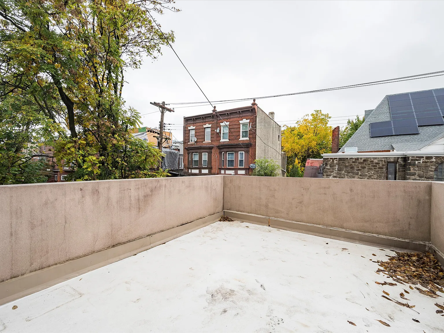 4 bed, 1800 sqft, $2,200 — Photo 4