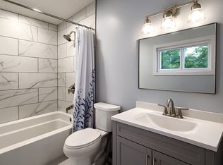 757 Wrights Crossing Rd, Pomfret Center, CT 06259