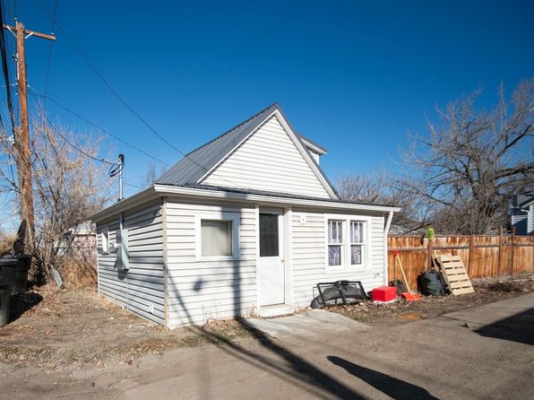 908 1/2 2nd St W