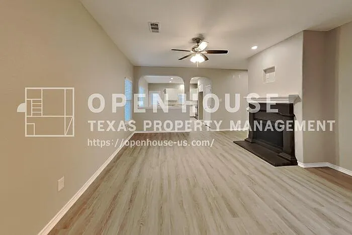 1225 Goodland Ter — Photo 3