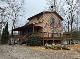 1147 Cardinal Rd, Murphy, NC 28906