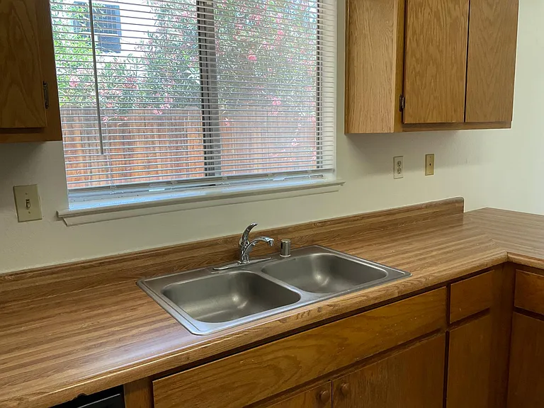 13545 Tutelo Rd #8 — Photo 7