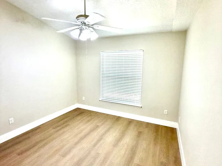 5360 N Lake Burkett Ln — Photo 29
