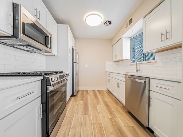 7205 Mentor Ave APT A202