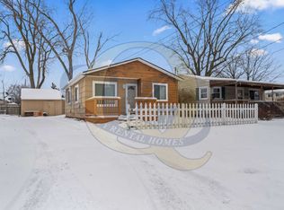 1152 Allen St, Burton, MI 48529