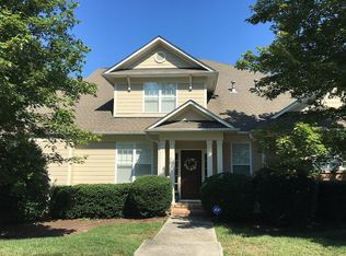 11 Abernathy Dr, Chapel Hill, NC 27517