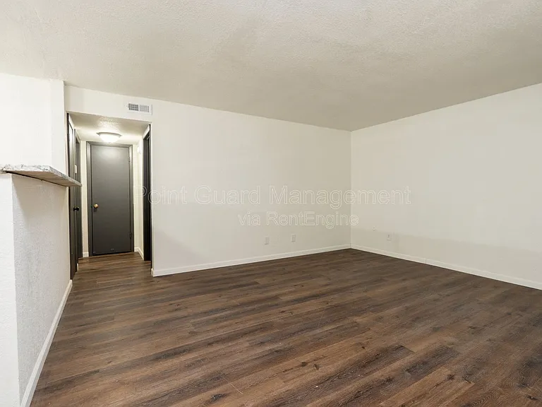 750 W Dayton Ave #204 — Photo 6