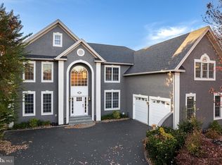 5 Barn Owl Ct, Phoenixville, PA 19460