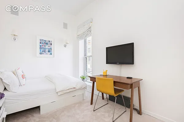 Rented by Compass | media 6