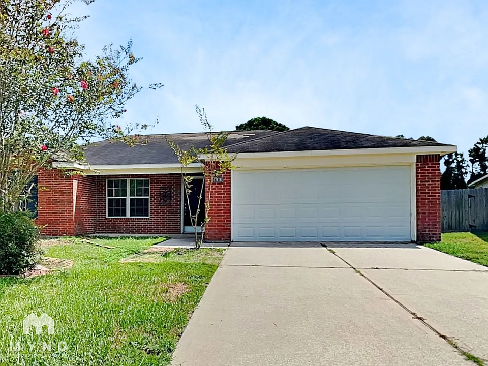 4910 Red River Ct