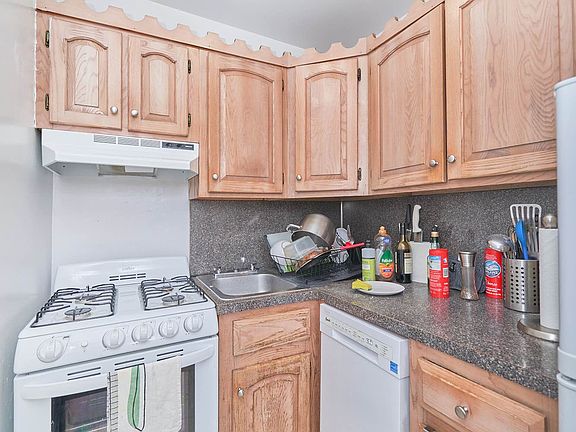 5th image of 458 W 52nd St #Phb