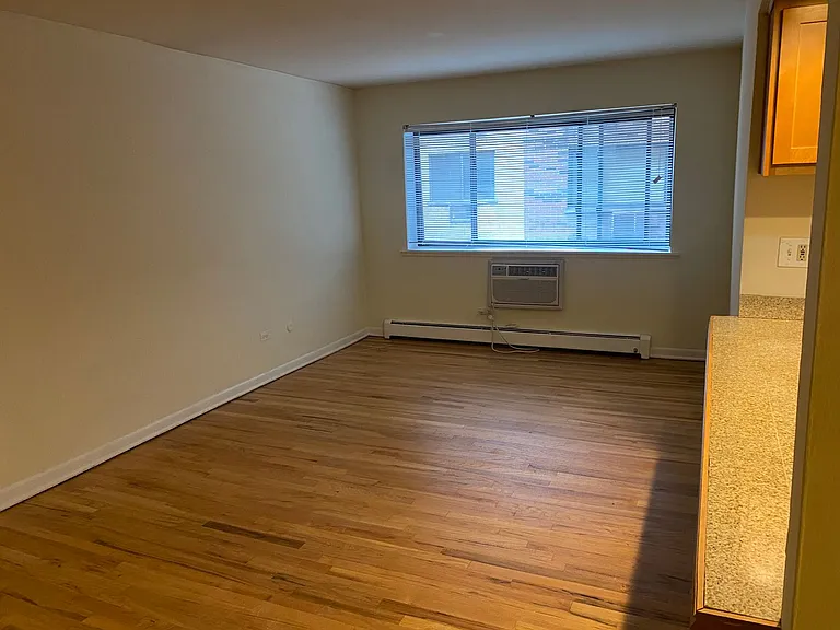 Lakeview Living! — Photo 8