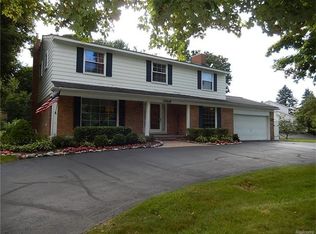 35949 Quakertown Ln, Farmington Hills, MI