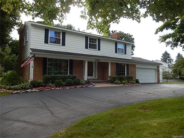 35949 Quakertown Ln photo 1
