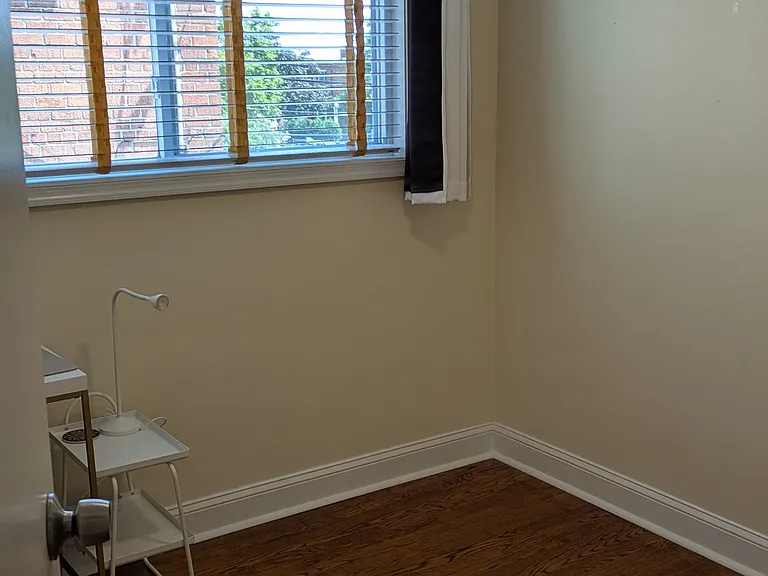 806 Hamilton St NE — Photo 33