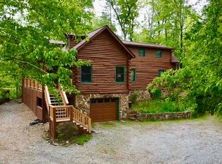 1113 Timber Bluff Dr, Clayton, GA 30525