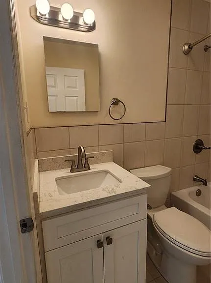 1512 Colonial Ave #B — Photo 17