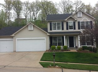 2020 Meramec Meadows Dr, Fenton, MO 63026