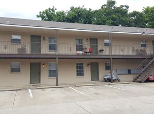 884 W Holly St APT 2, Fayetteville, AR 72703