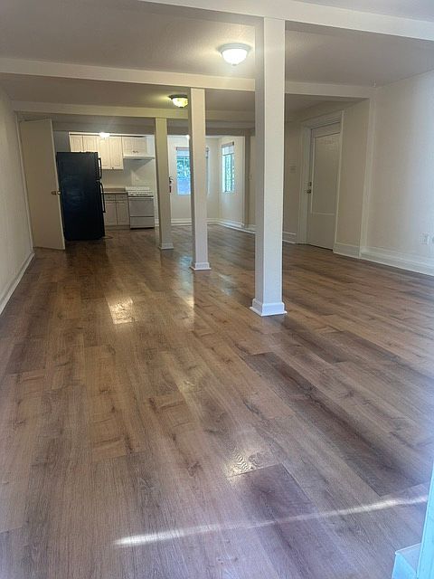 1st image of 9558 Valle Vista Rd