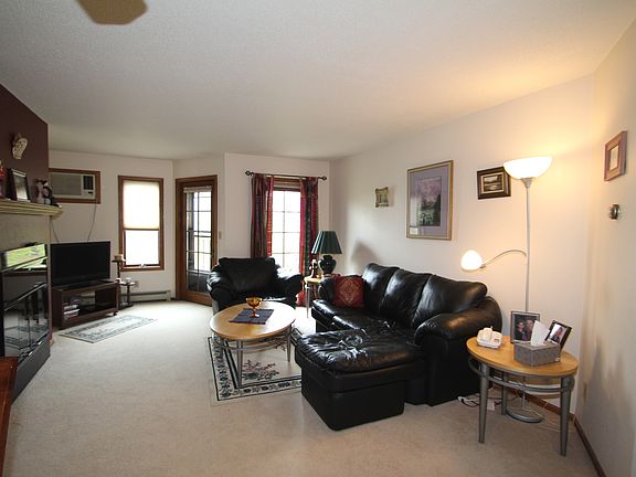4th image of 245 Park Ave S APT 201