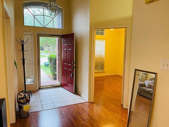 2nd image of 3149 Kettle River Ct