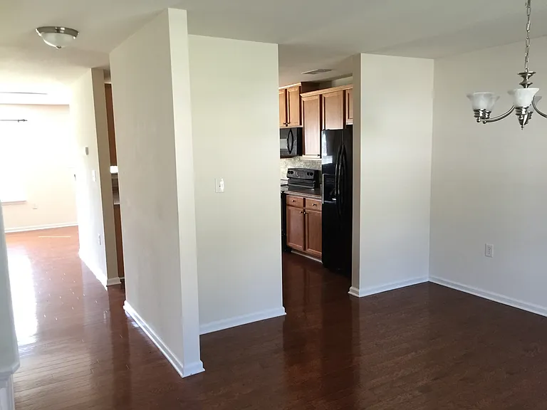 2987 Arthur Rd — Photo 2
