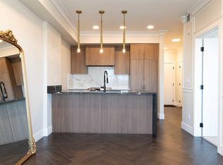 370 N Dieppe Dr SW #414, Calgary, AB T3E7A6