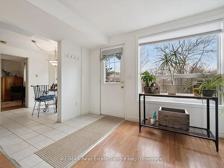 361 Starwood Dr #BASEMENT — Photo 2
