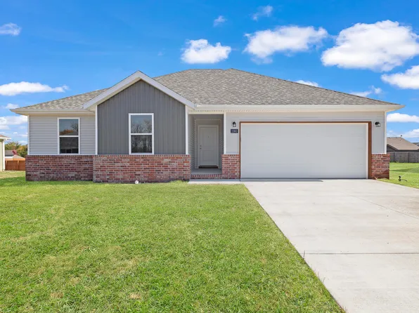 2360 S Cheri Drive, Bolivar, MO 65613