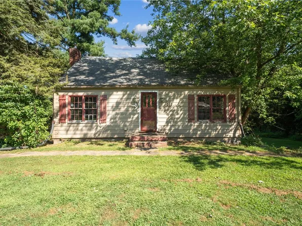 1012 Merwin Rd, New Kensington, PA 15068