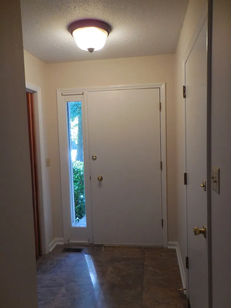 3 BR 2 BA Jacksonville — Photo 2